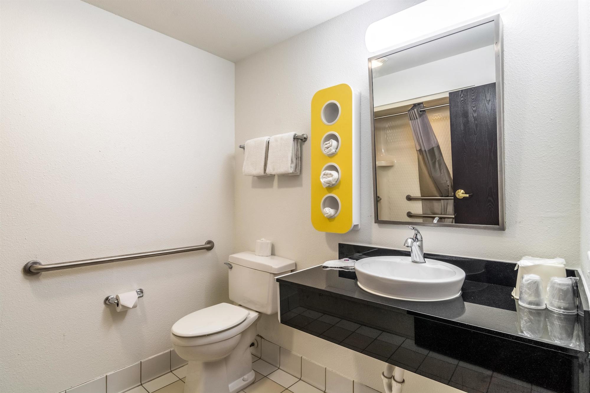 Motel 6-Harvey, Il Экстерьер фото