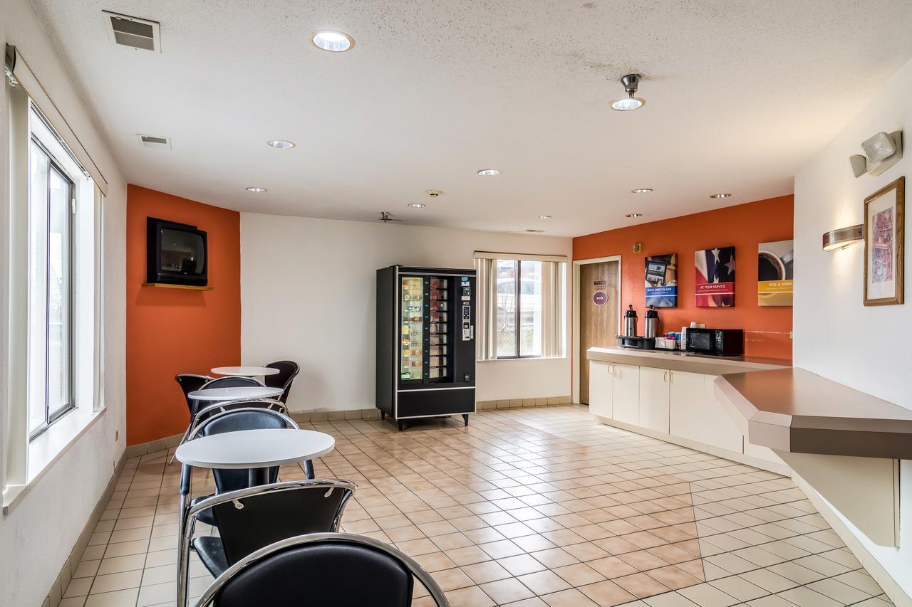Motel 6-Harvey, Il Экстерьер фото
