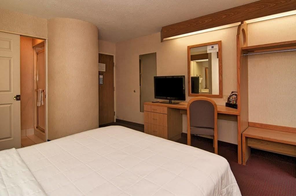 Motel 6-Harvey, Il Экстерьер фото